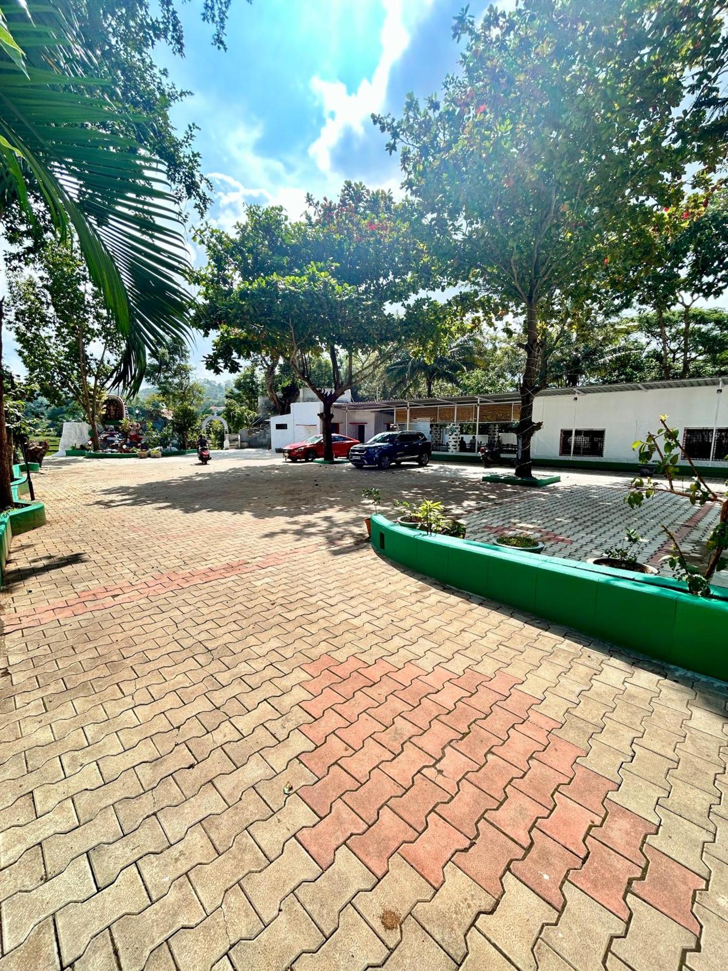 Am Resort Yelagiri Extérieur photo